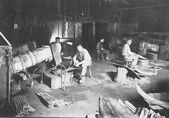 Atelier de platinage (© Vallée des forges)